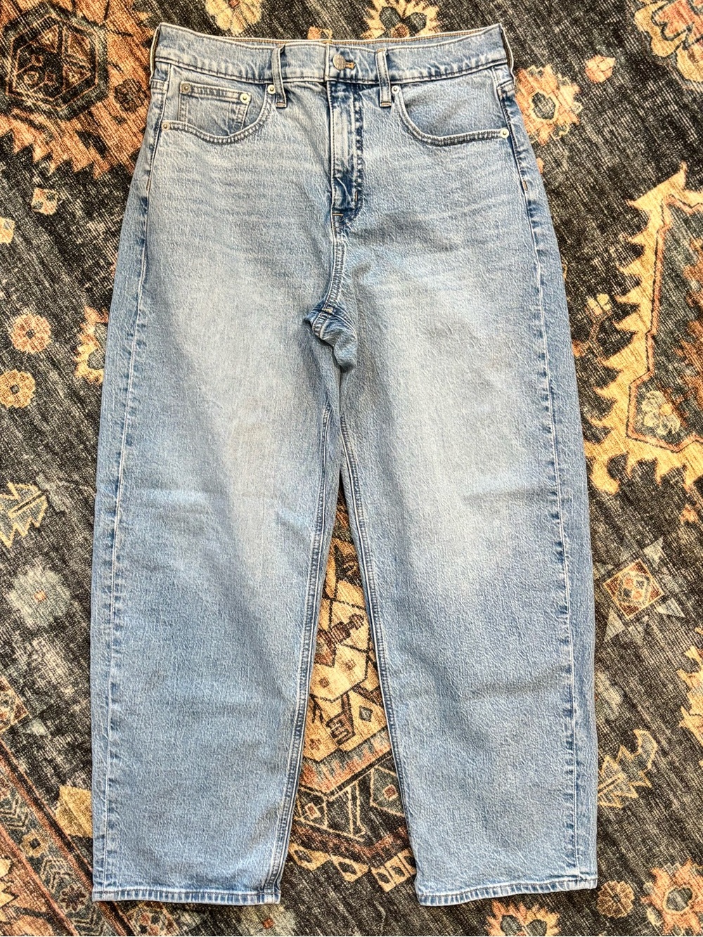 New! J. Crew Light Wash Slim Barrel Jeans